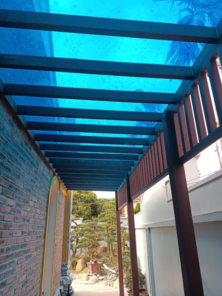 Tấm nhựa lấy sáng dạng phẳng loại nào tốt? 10