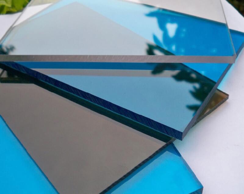 Tấm nhựa lấy sáng poly có bền không? 3