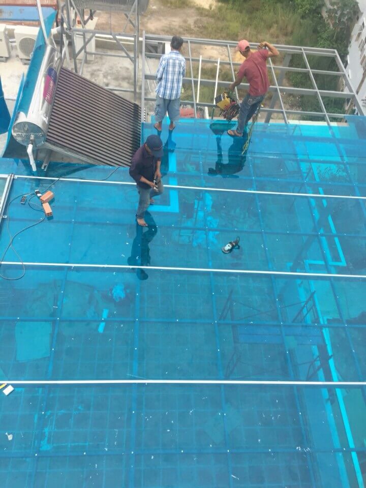 Thi công tấm nhựa lấy sáng trọn gói – lựa chọn địa chỉ nào uy tín? 4
